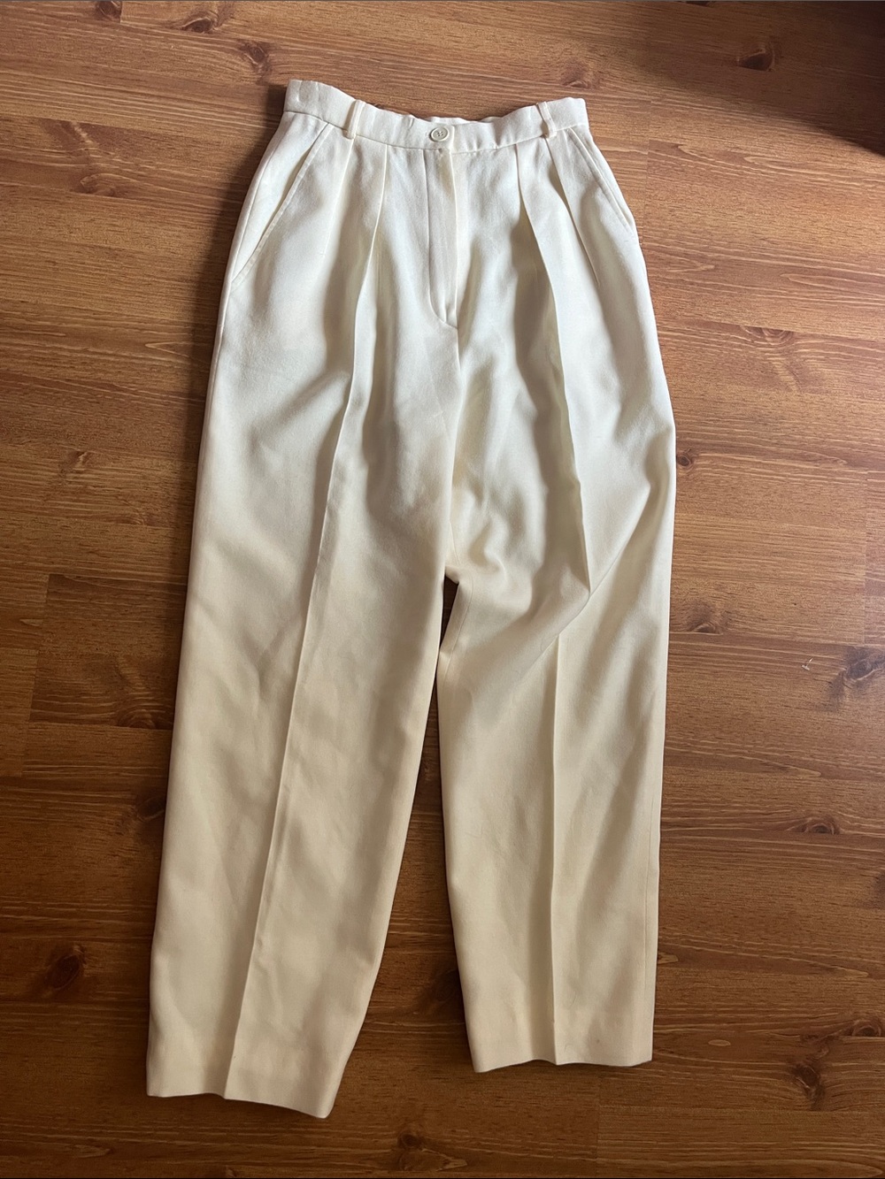Evan Picone for Lord and Taylor Cream Lined 100% Wool Trousers, size 6